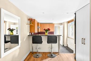 Photo 17- click for photo gallery